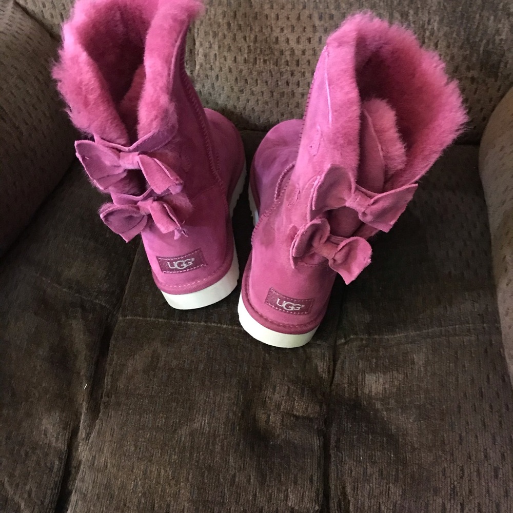 Ugg Bailey Bow 2 Boot!!!